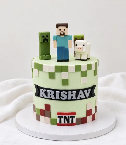 Pixel-block adventure custom cake by Lueur Patisserie